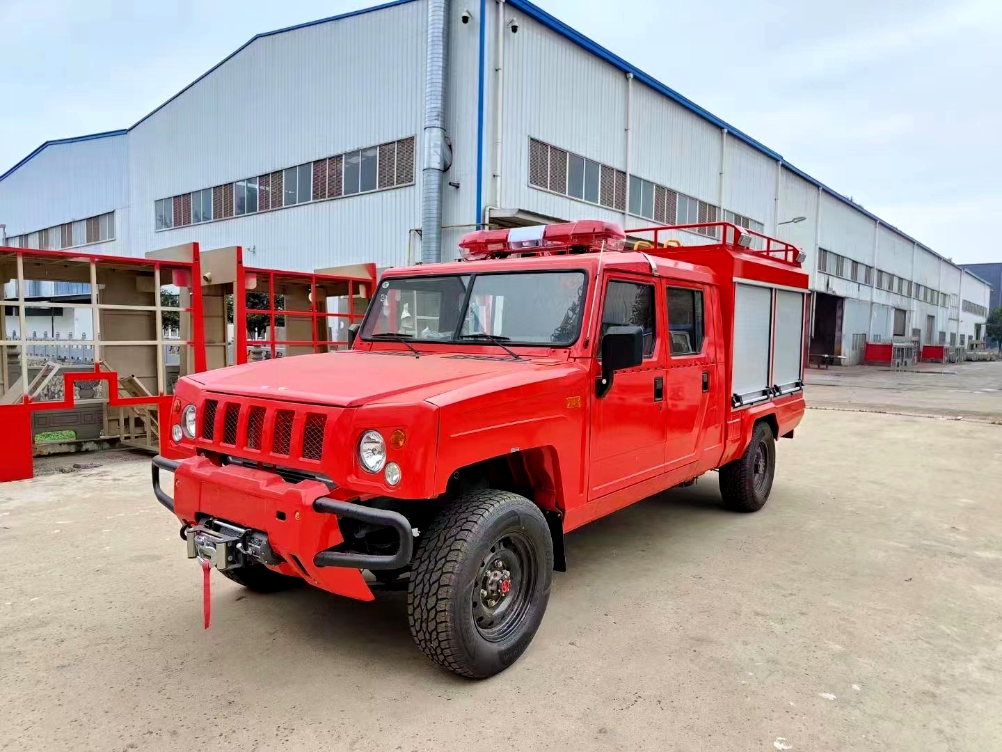 勇士双排森林装备车